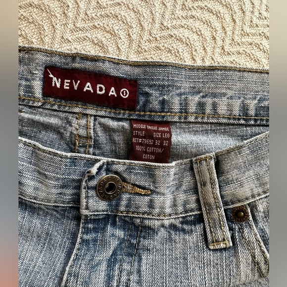 Nevada vintage straight leg y2k denim - washed out stone wash - Picture 7 of 9